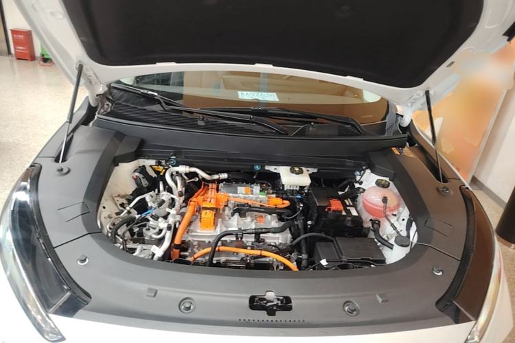 Used Buick E5 2025 Model 620KM Prestige Edition Engine Bay