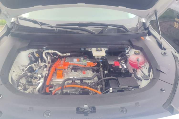 Used Buick E5 2025 Model 620KM Prestige Edition Engine Bay