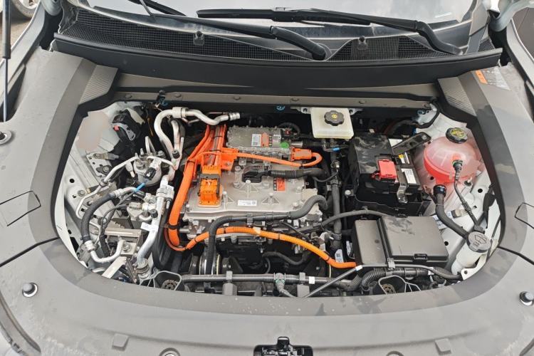 Used Buick E5 2025 Model 620KM Prestige Edition Engine Bay