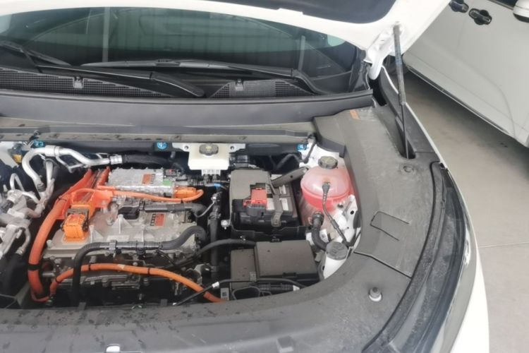 Used Buick E5 2025 Model 620KM Prestige Edition Engine Bay Left