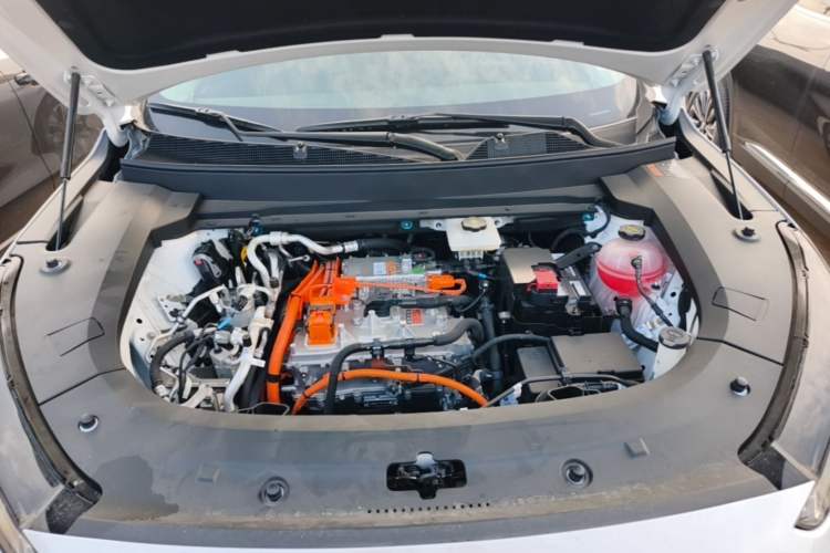Used Buick E5 2025 Model 620KM Prestige Edition Engine Bay