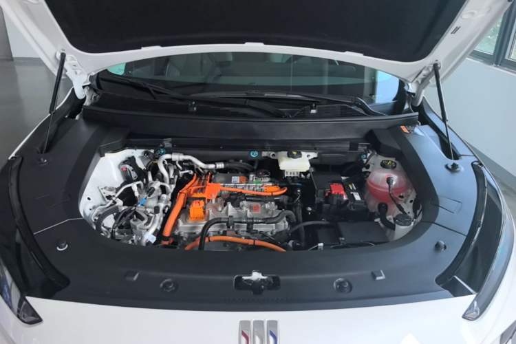 Used Buick E5 2025 Model 620KM Prestige Edition Engine Bay