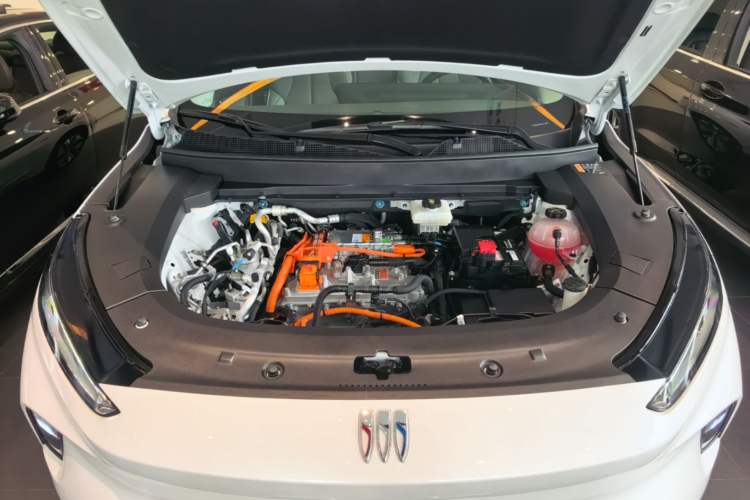 Used Buick E5 2025 Model 620KM Prestige Edition Engine Bay