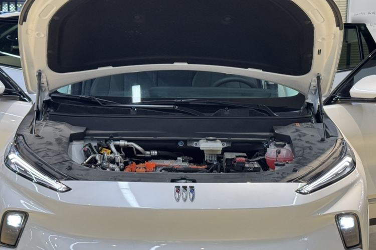 Used Buick E5 2025 Model 620KM Prestige Edition Engine Bay