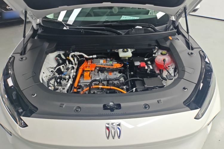 Used Buick E5 2025 Model 620KM Prestige Edition Engine Bay