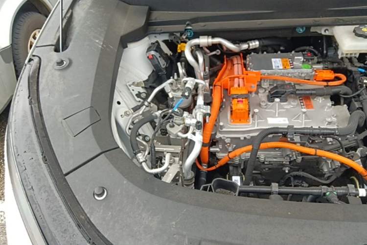 Used Buick E5 2025 Model 620KM Prestige Edition Engine Bay Right