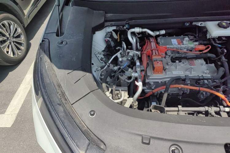 Used Buick E5 2025 Model 620KM Prestige Edition Engine Bay Right