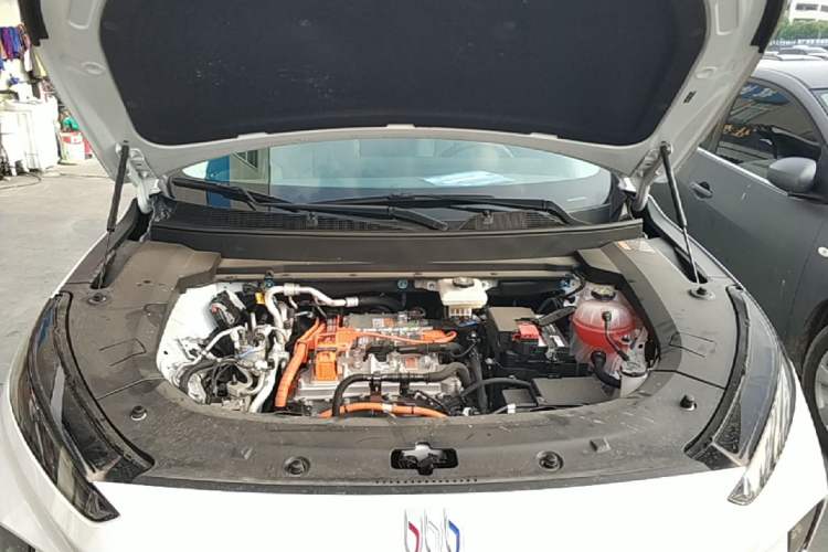 Used Buick E5 2025 Model 620KM Prestige Edition Engine Bay