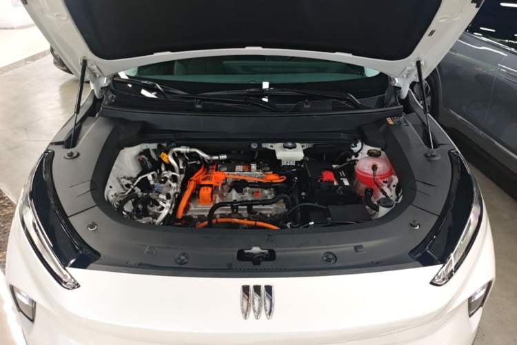 Used Buick E5 2025 Model 620KM Prestige Edition Engine Bay