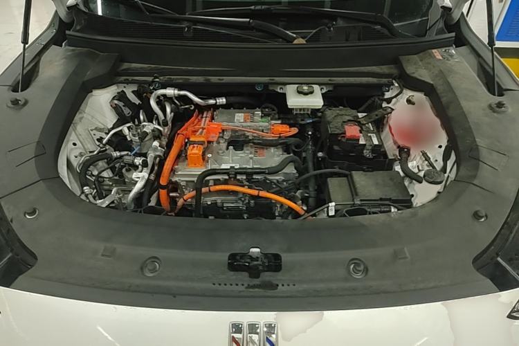 Used Buick E5 2025 Model 620KM Prestige Edition Engine Bay