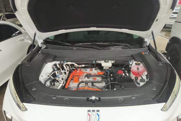 Used Buick E5 2025 Model 620KM Prestige Edition Engine Bay