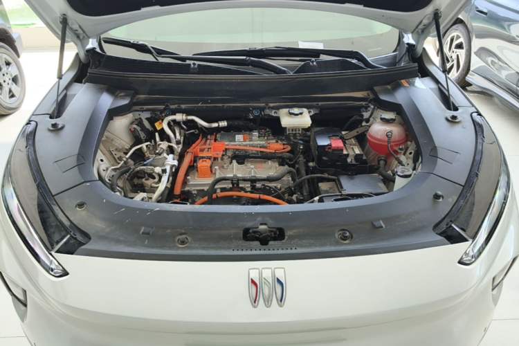 Used Buick E5 2025 Model 620KM Prestige Edition Engine Bay