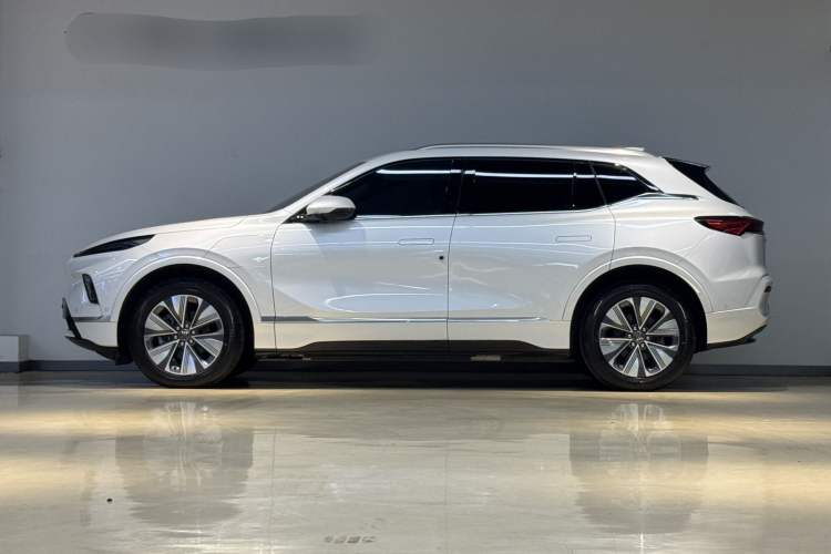 Used Buick E5 2025 Model 620KM Prestige Edition Exterior 3