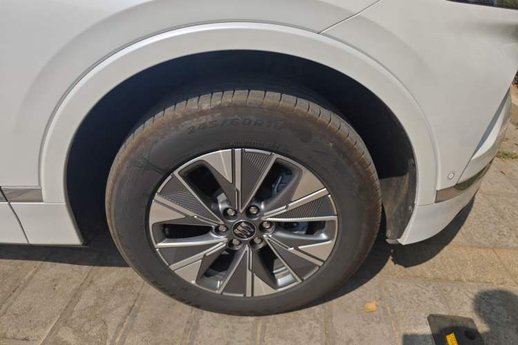 Used Buick E5 2025 Model 515KM First-Adoption Edition Exterior 4