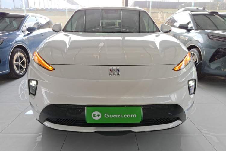 Used Buick E5 2025 Model 620KM Prestige Edition Front
