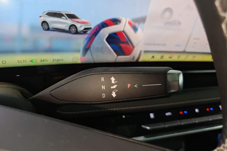 Used Buick E5 2025 Model 620KM Prestige Edition Gear Lever
