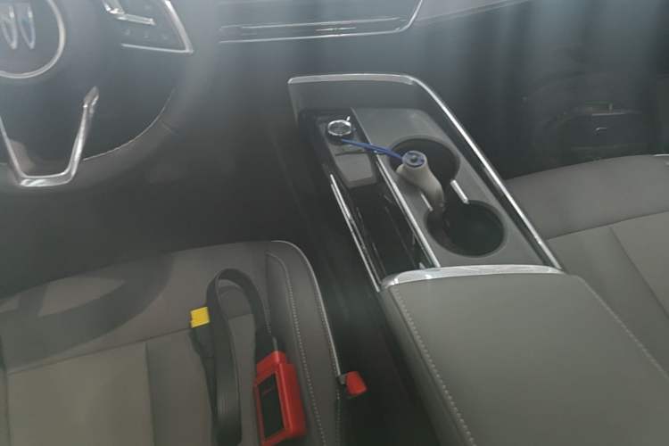Used Buick E5 2025 Model 620KM Prestige Edition Gear Lever