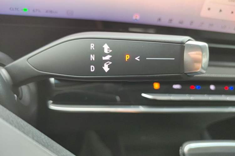 Used Buick E5 2025 Model 620KM Prestige Edition Gear Lever