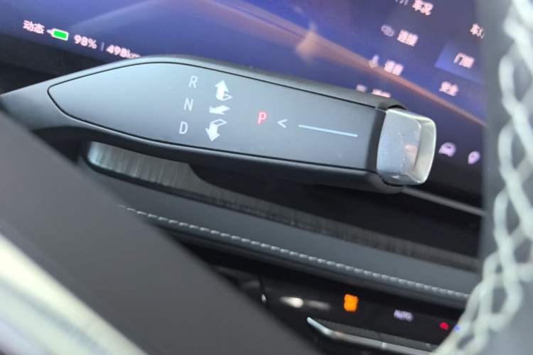 Used Buick E5 2025 Model 620KM Prestige Edition Gear Lever