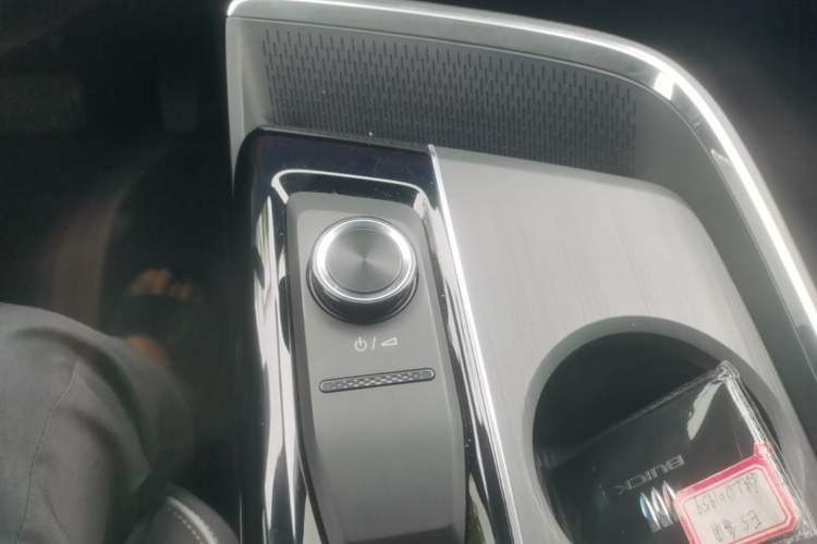 Used Buick E5 2025 Model 620KM Prestige Edition Gear Lever