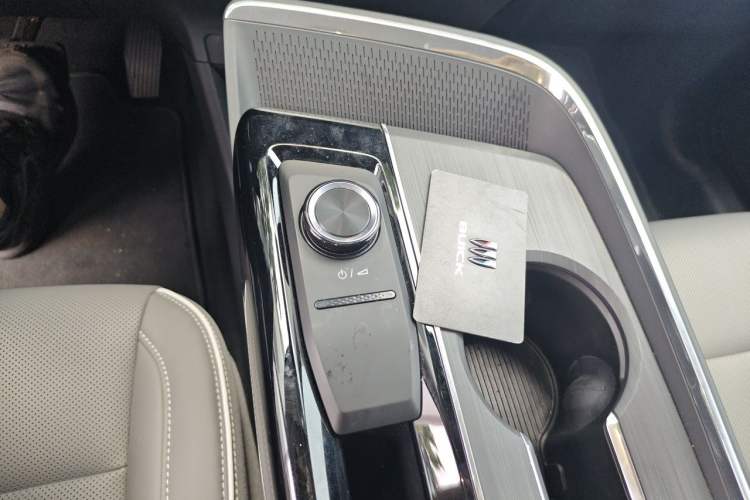 Used Buick E5 2025 Model 620KM Prestige Edition Gear Lever