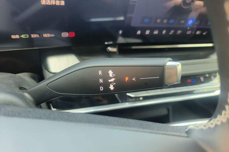 Used Buick E5 2025 Model 620KM Prestige Edition Gear Lever