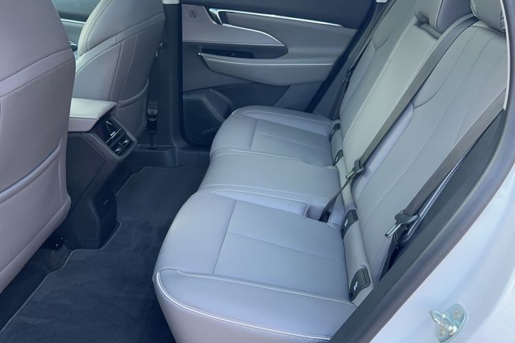 Used Buick E5 2025 Model 620KM Prestige Edition Interior 2