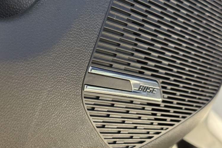 Used Buick E5 2025 Model 620KM Prestige Edition Interior 2