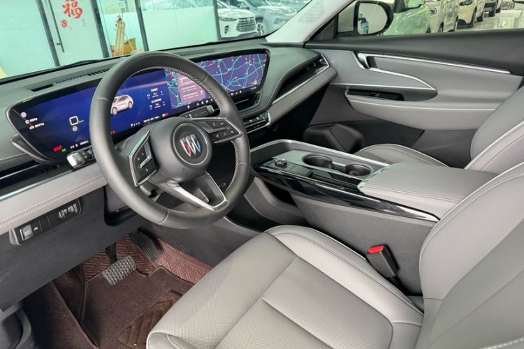 Used Buick E5 2025 Model 620KM Prestige Edition Interior 3
