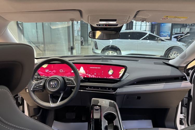 Used Buick E5 2025 Model 620KM Prestige Edition Interior 7