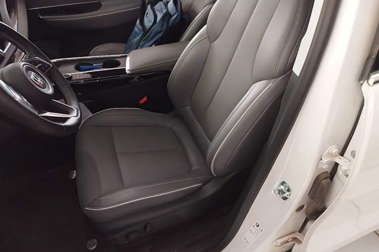 Used Buick E5 2025 Model 620KM Prestige Edition Left Front Seat