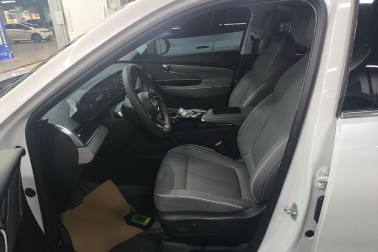 Used Buick E5 2025 Model 620KM Prestige Edition Left Front Seat