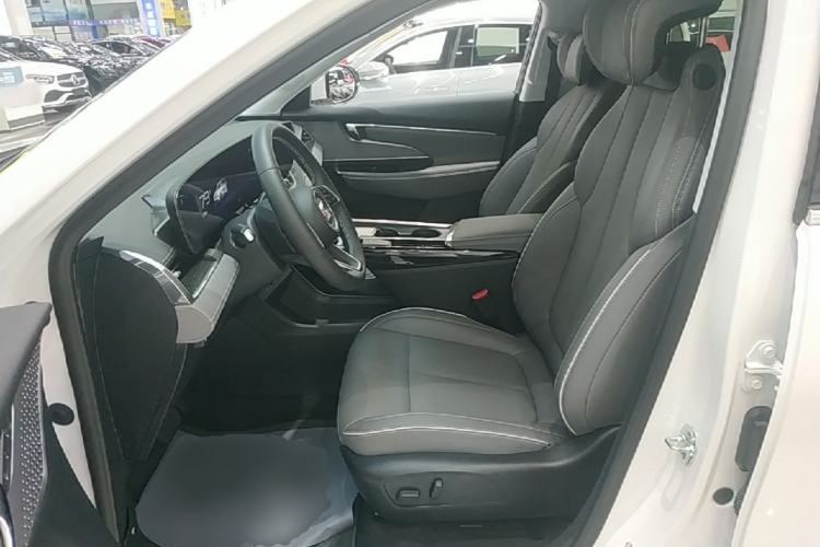 Used Buick E5 2025 Model 620KM Prestige Edition Left Front Seat