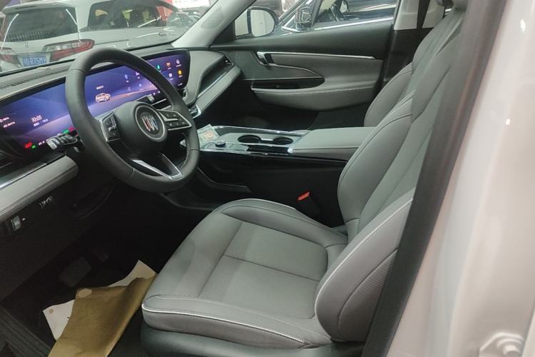 Used Buick E5 2025 Model 620KM Prestige Edition Left Front Seat