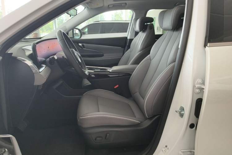 Used Buick E5 2025 Model 620KM Prestige Edition Left Front Seat