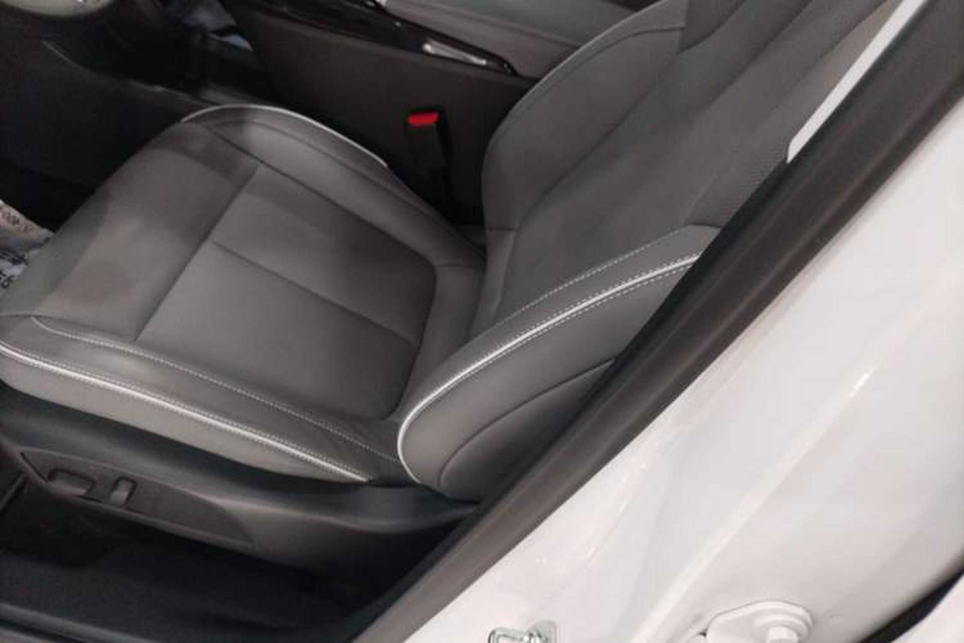 Used Buick E5 2025 Model 620KM Prestige Edition Left Front Seat