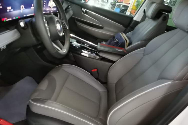 Used Buick E5 2025 Model 620KM Prestige Edition Left Front Seat