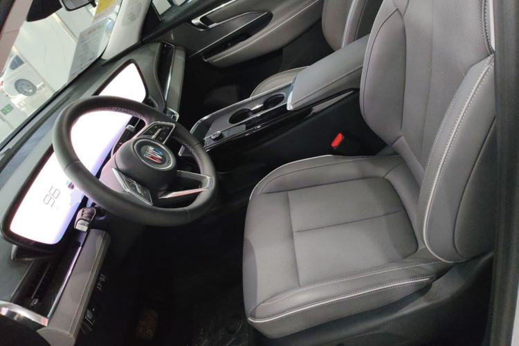 Used Buick E5 2025 Model 620KM Prestige Edition Left Front Seat