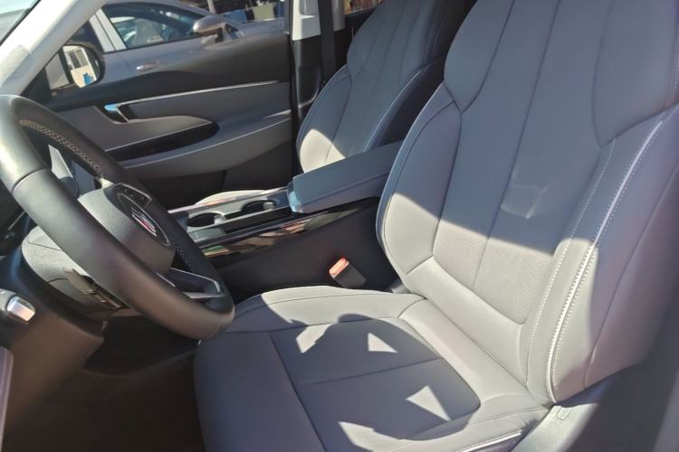 Used Buick E5 2025 Model 620KM Prestige Edition Left Front Seat