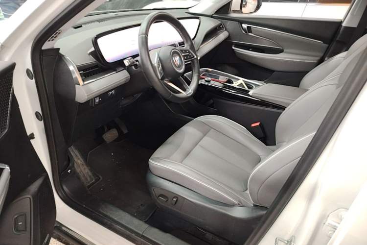 Used Buick E5 2025 Model 620KM Prestige Edition Left Front Seat