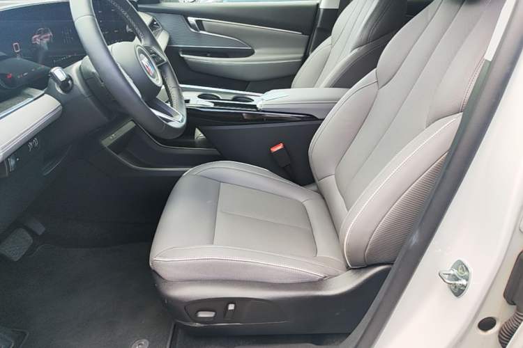 Used Buick E5 2025 Model 620KM Prestige Edition Left Front Seat