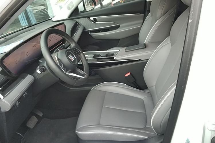 Used Buick E5 2025 Model 620KM Prestige Edition Left Front Seat
