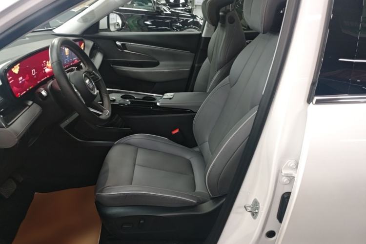Used Buick E5 2025 Model 620KM Prestige Edition Left Front Seat