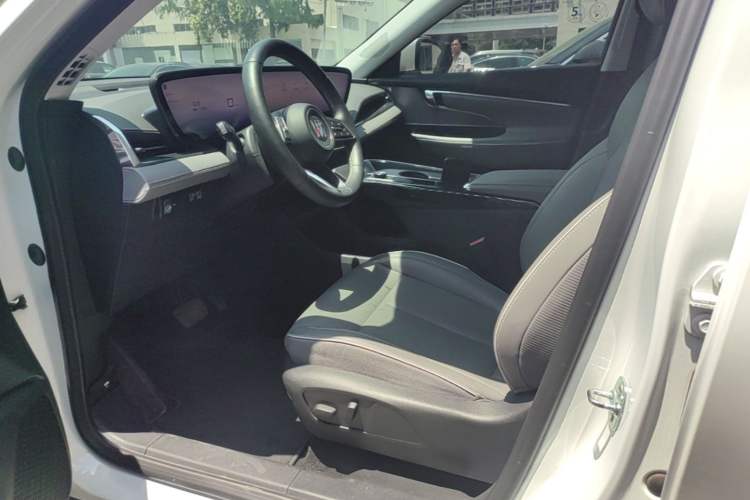 Used Buick E5 2025 Model 620KM Prestige Edition Left Front Seat