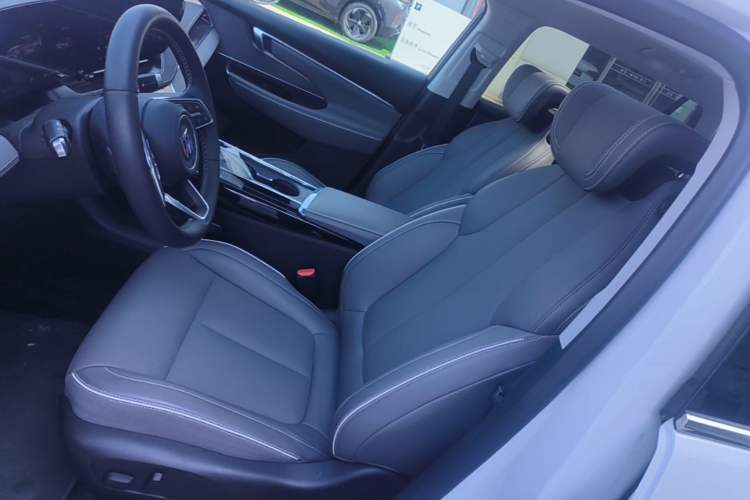 Used Buick E5 2025 Model 620KM Prestige Edition Left Front Seat