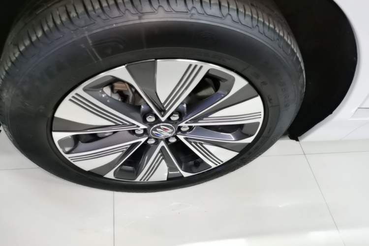 Used Buick E5 2025 Model 620KM Prestige Edition Left Front Wheel Hub