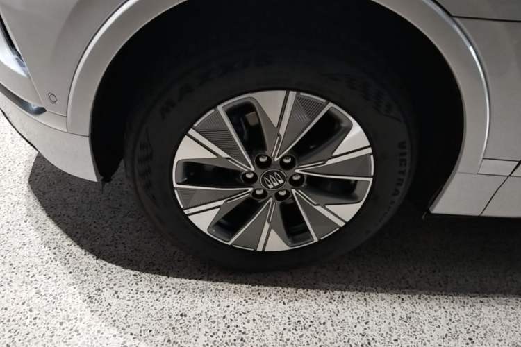 Used Buick E5 2025 Model 515KM First-Adoption Edition Left Front Wheel Hub
