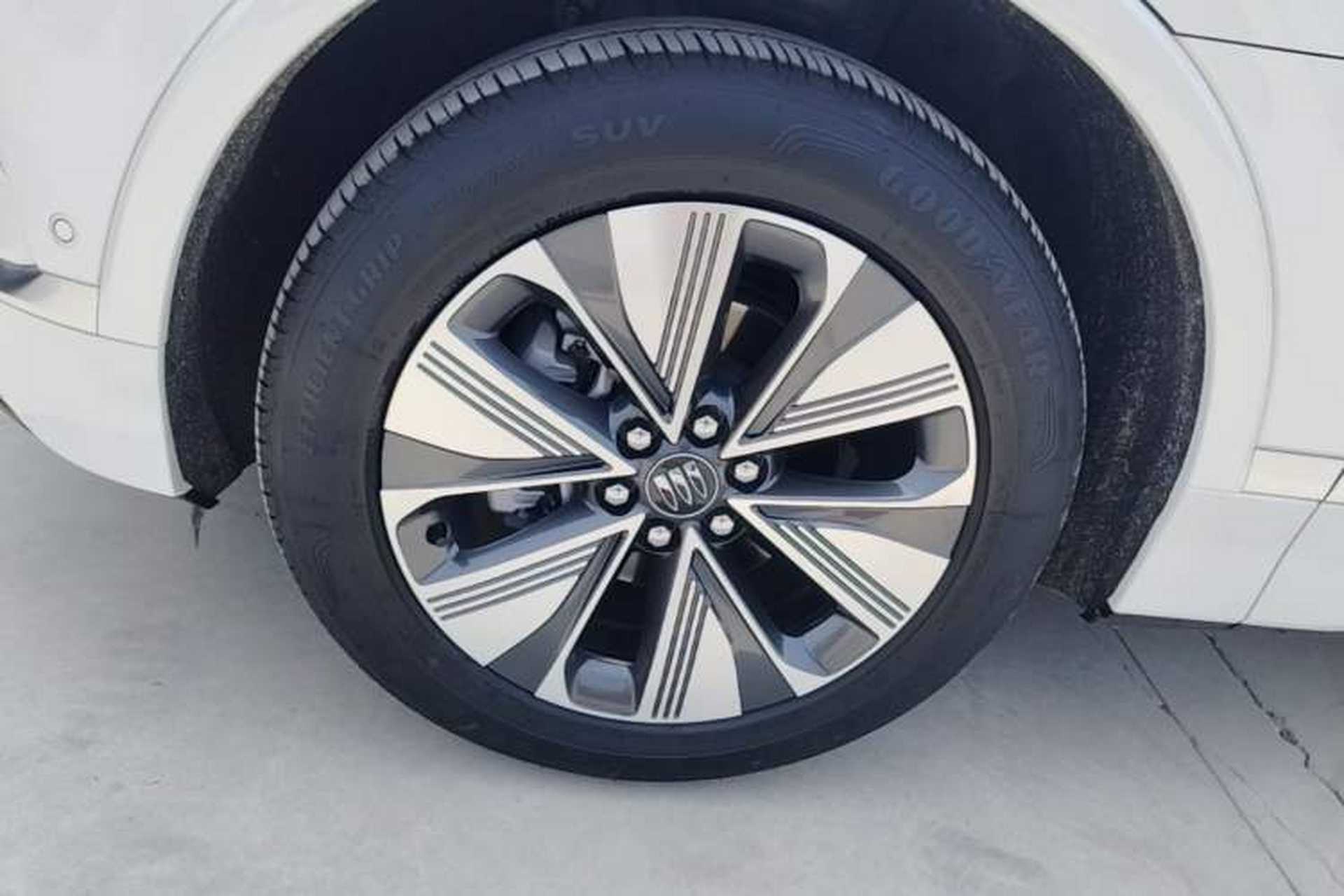 Used Buick E5 2025 Model 620KM Prestige Edition Left Front Wheel Hub