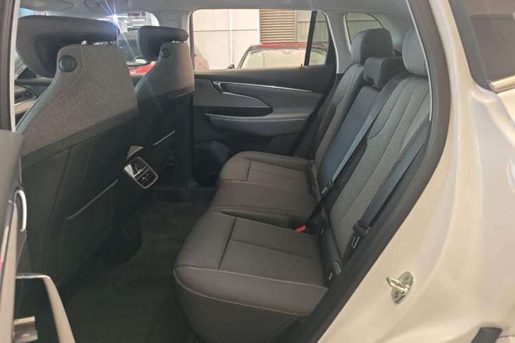 Used Buick E5 2025 Model 515KM First-Adoption Edition Left Rear Seat
