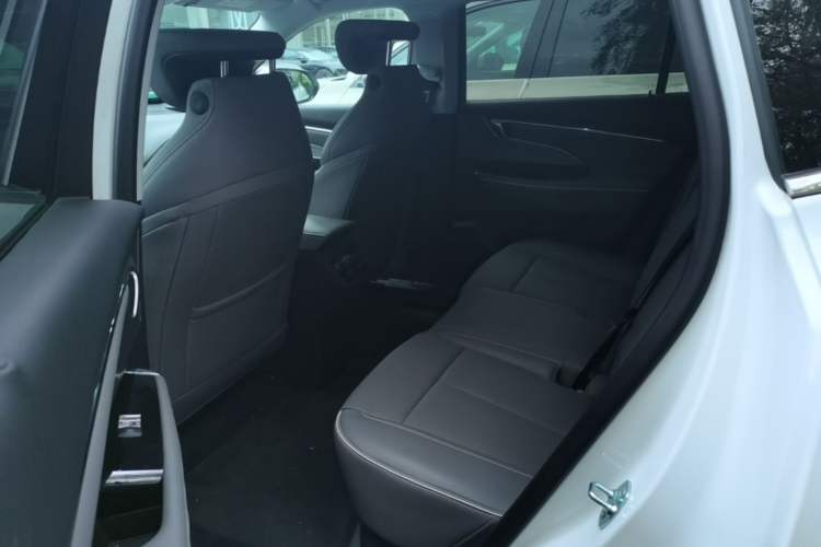 Used Buick E5 2025 Model 620KM Prestige Edition Left Rear Seat